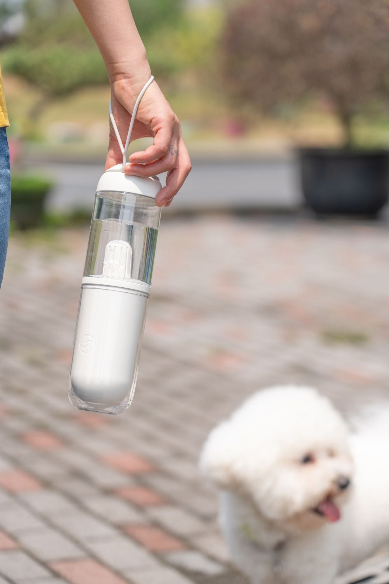 Pet Life ® 'PYURE' Handheld Travel Filtered Water Feeder